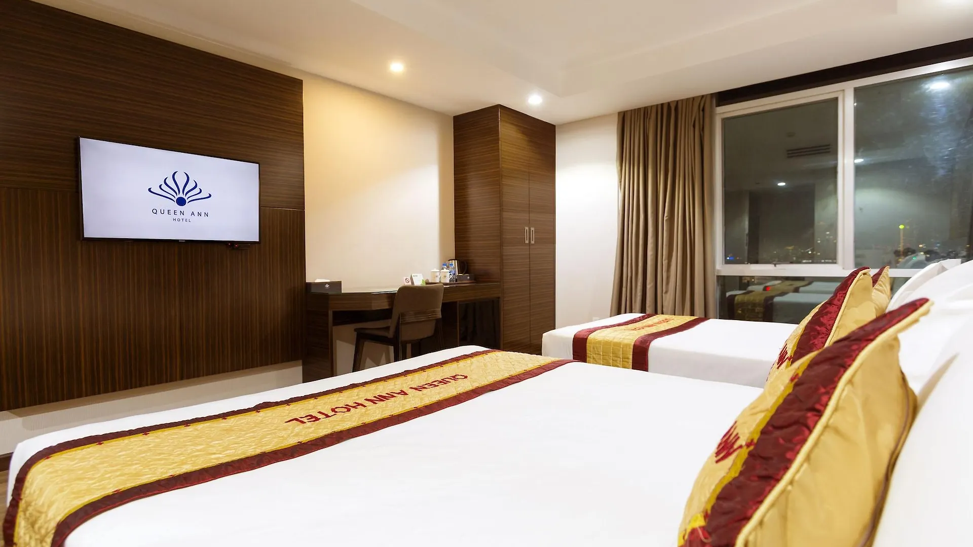 Queen Ann Hotel Ho Chi Minh City 3*,