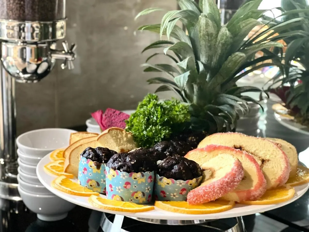 Queen Ann Hotel Ho Chi Minh City