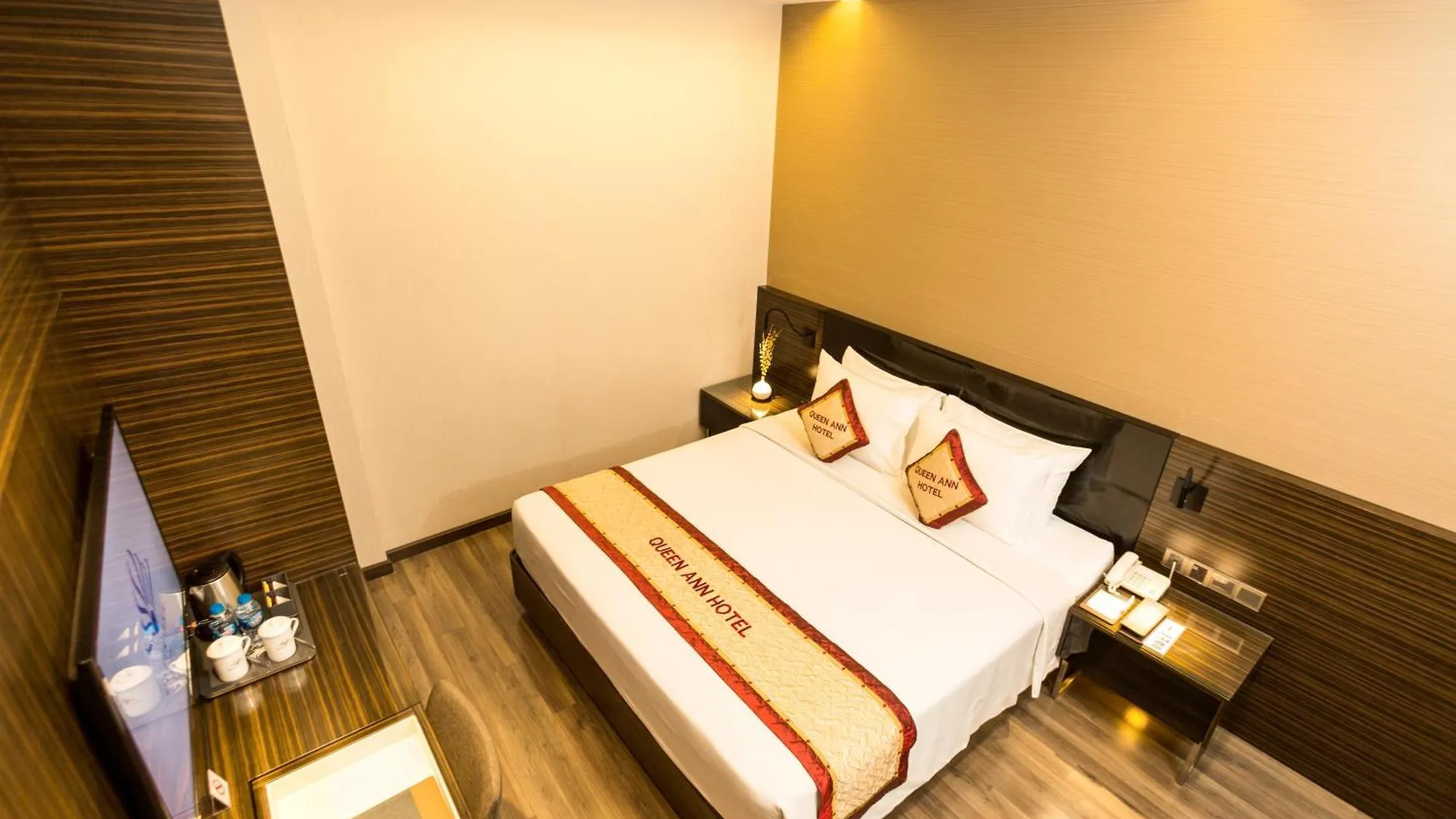 Queen Ann Hotel Ho Chi Minh City 3*,  Vietnam