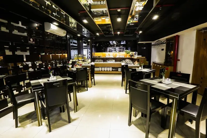 Queen Ann Hotel Ho Chi Minh City